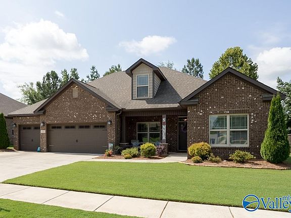 3rd image of 410 Fern Terrace Dr