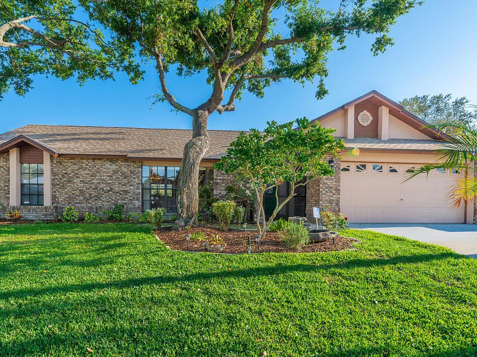 1st image of 2230 Plantation Dr