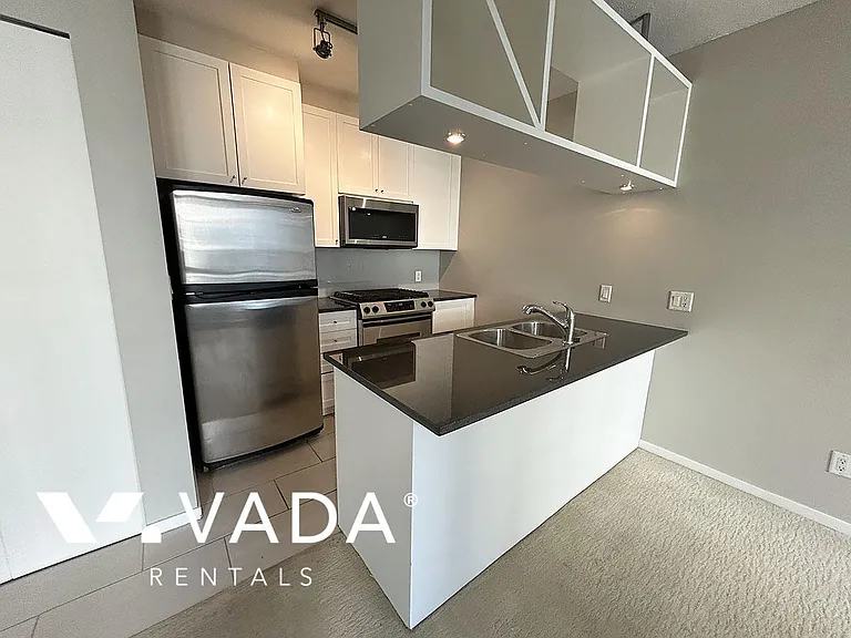 1001 Homer St #801 — Photo 5