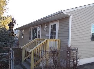 1647 Partridge St, Waukegan, IL 60087