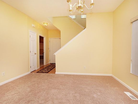 3rd image of 496 N Church Dr