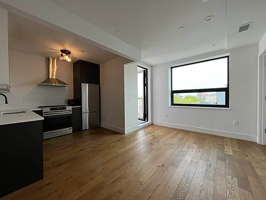 Rented by Rumah Realty Inc | media 14