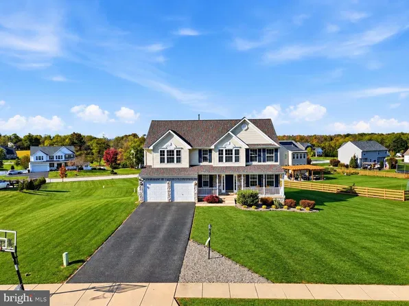 46 Stonybrook Ln, New Oxford, PA 17350