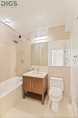 Sold by Digs Realty Group | media 3