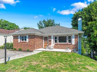 43 College Rd, Netcong, NJ 07857