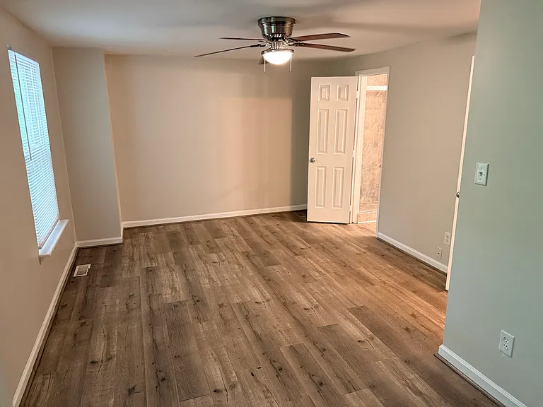 7252 Shellburne Dr — Photo 12
