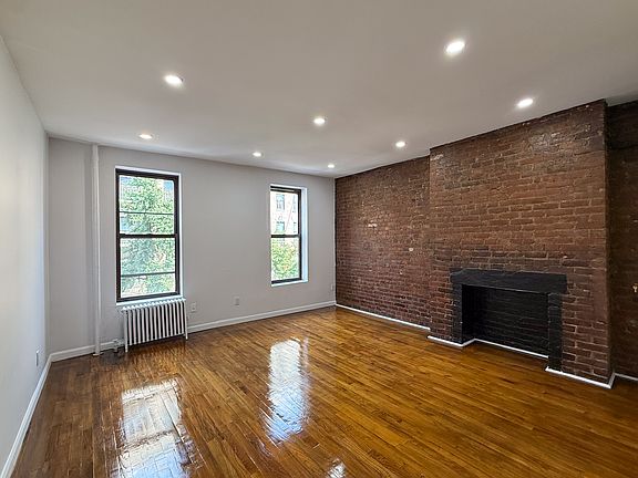 4th image of 208 Avenue B APT 3