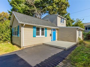 18 Alonzo St, Rochester, NY 14612