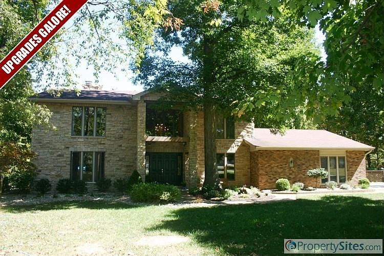 1st image of 1785 Oakwood Ct