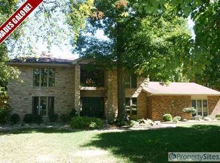 1785 Oakwood Ct, Lawrenceburg, IN 47025