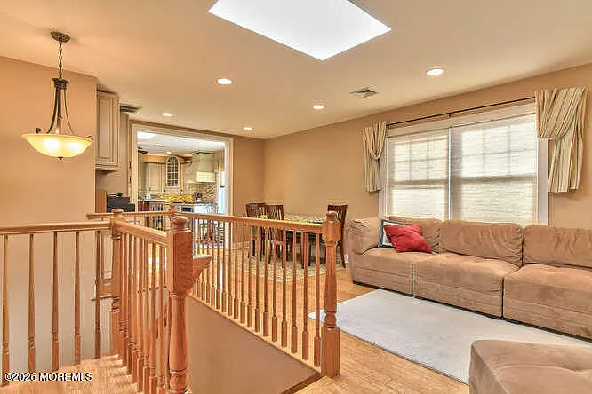 106 Elizabeth Ave — Photo 8