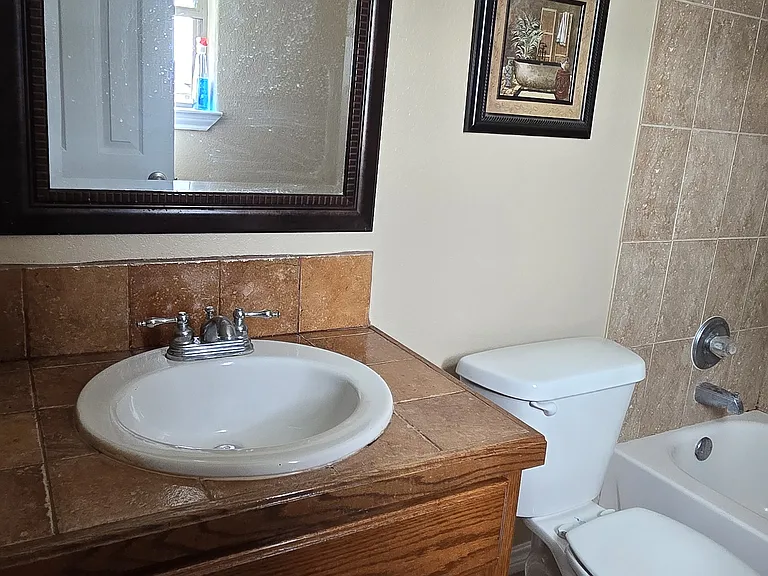 313 Ama Caro Dr #C — Photo 18