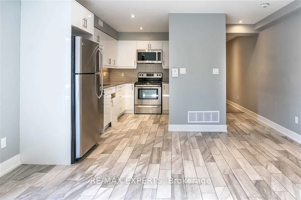 2 bed, $2,495 — Photo 3