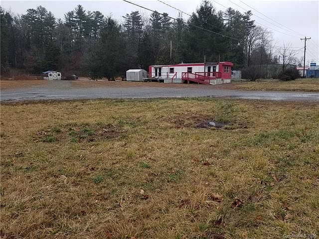 2nd image of 367 Hendersonville Hwy