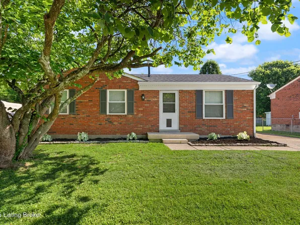 180 Summers Dr, Louisville, KY 40229