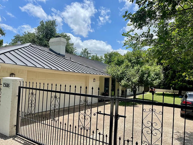 1508 Southridge Rd — Photo 9