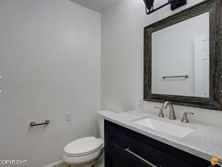 2905 Turnagain St — Photo 23