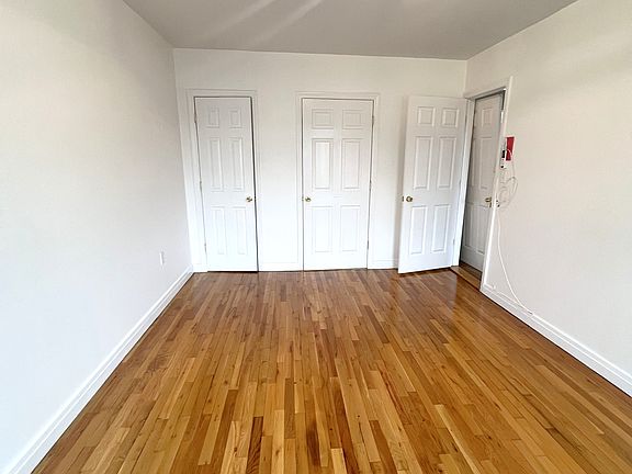 5th image of 429 Revere Ave #2R