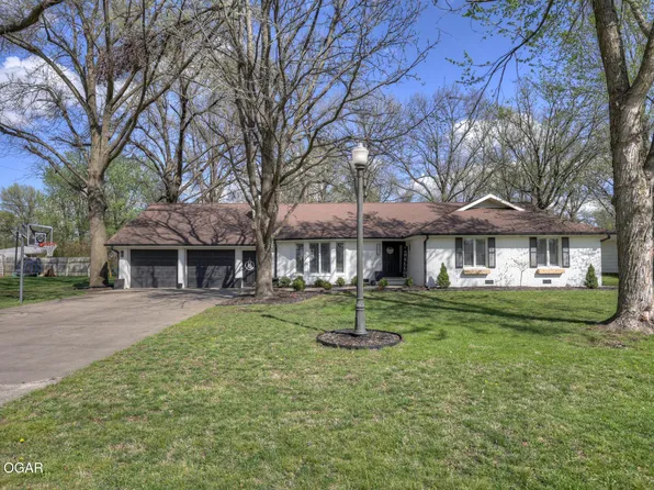 200 Maple St, Lamar, MO 64759