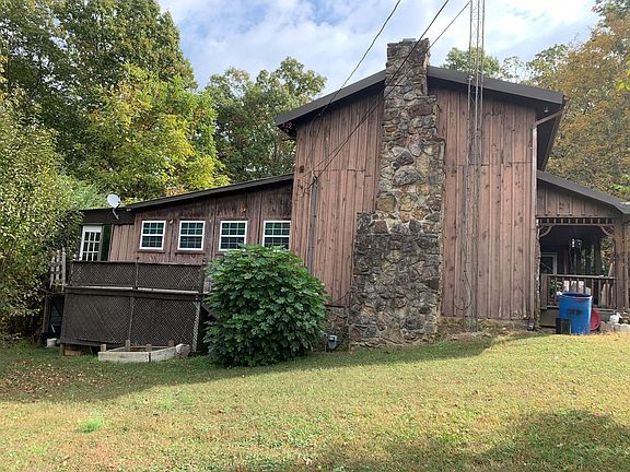 2nd image of 103 Poplar Dr