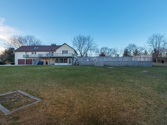 3rd image of 15131 Parnell Cir