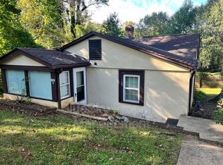 1305 Cherry Ave #D, Charlottesville, VA 22903