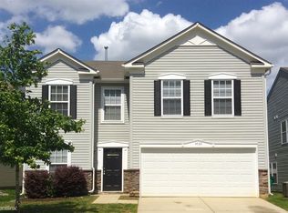 4723 Reinbeck Dr, Charlotte, NC 28269