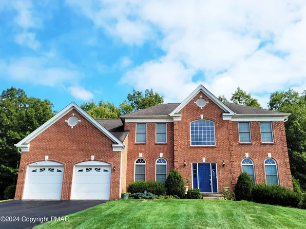 3251 Doral Ct, East Stroudsburg, PA 18302