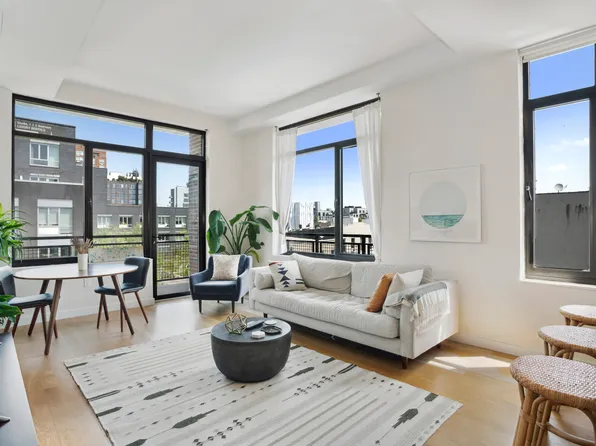 538 Union Avenue image 1 of 6