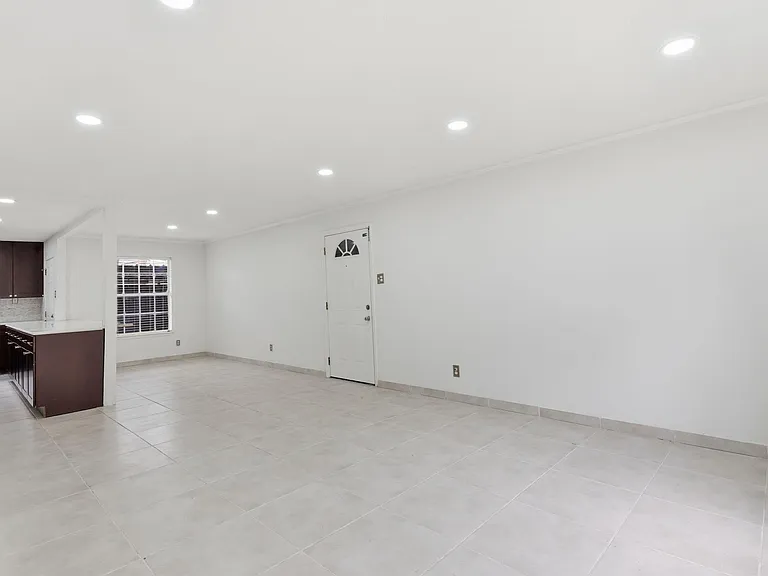 7900 Westheimer Rd #147 — Photo 18
