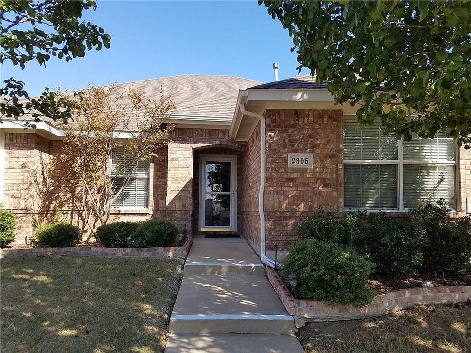 1st image of 2805 Pennington Dr