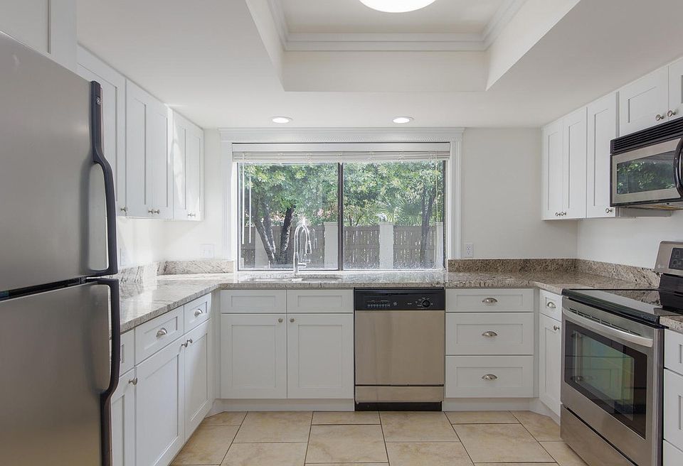 2nd image of 348 Latrium Cir