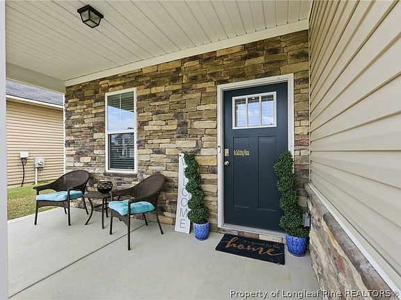 5th image of 333 Lyman Dr