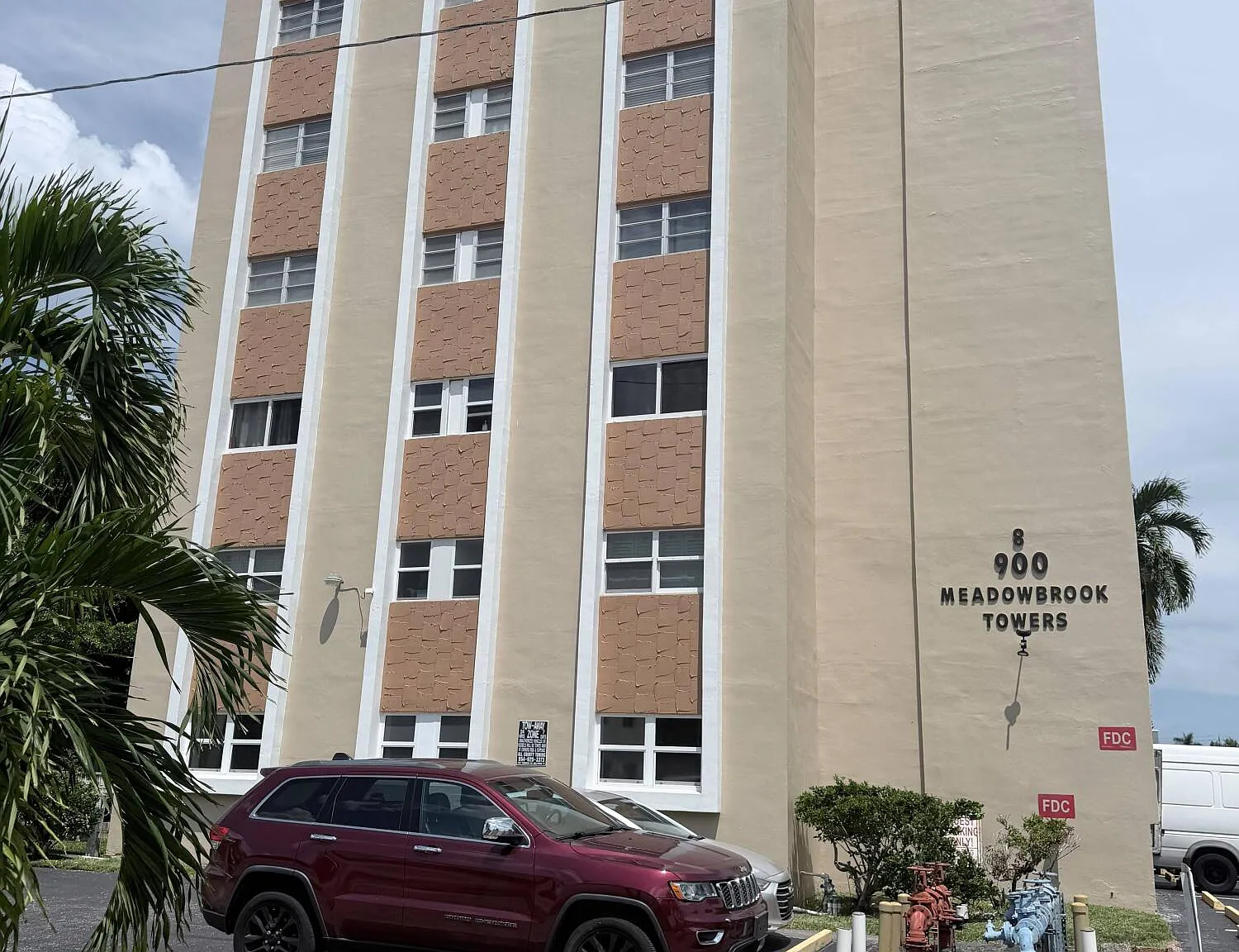 2 bed, 2.0 bath, 1092 sqft, $2,400 — Photo 3