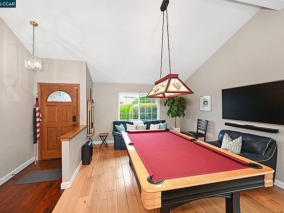 4th image of 2612 Durango Ln