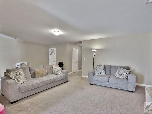 3rd image of 345 Oaktown Pl