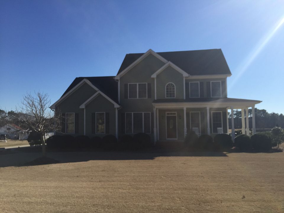 2nd image of 605 Forest Rd