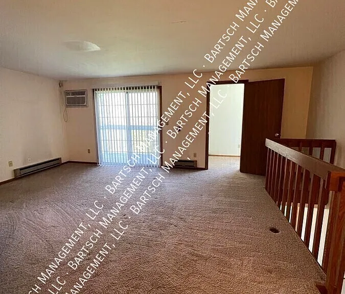 W182S8443 Racine Ave — Photo 9