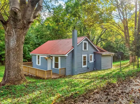 885 Sparta Rd, North Wilkesboro, NC 28659