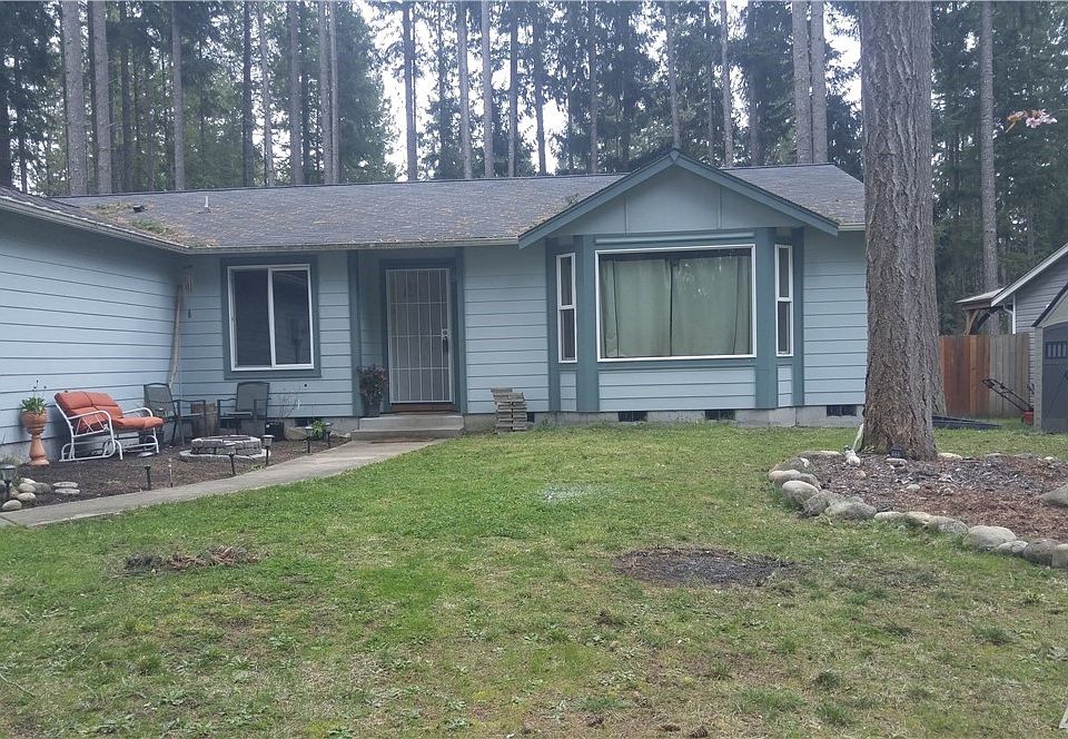 1st image of 18138 Upland Dr SE