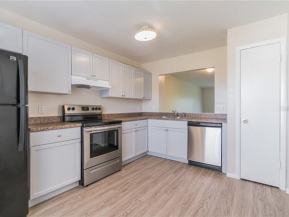 3rd image of 2055 Paprika Dr