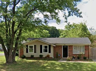 8912 Maple St, Louisville, KY 40211