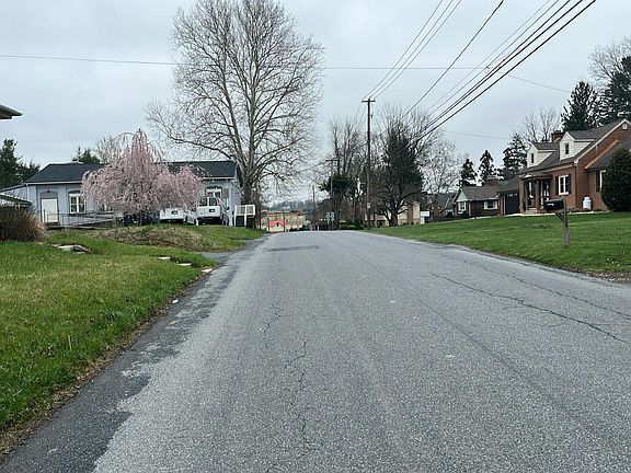 5th image of 104 Furnace Rd