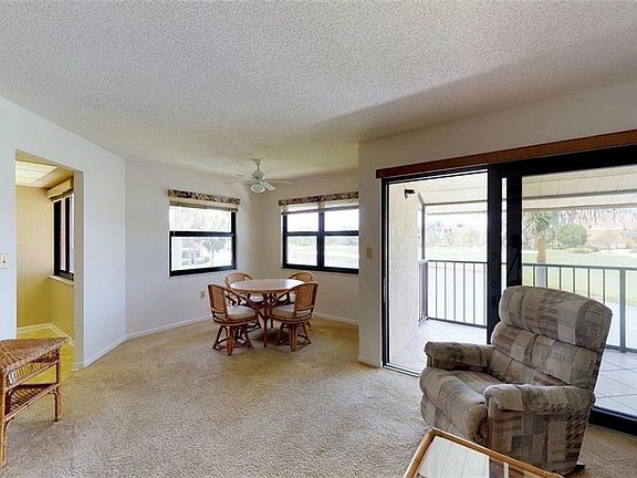 4th image of 1520 Mainsail Dr Unit 4