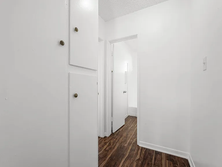 5326 La Mirada Ave — Photo 11