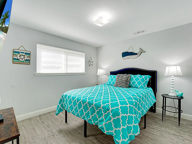 13421 Whispering Hills Dr — Photo 32