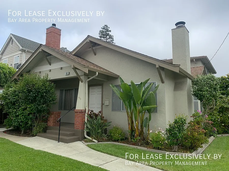 400 Peninsula Ave photo 1