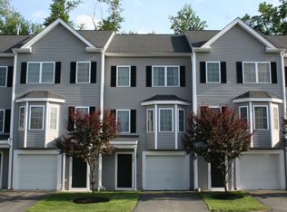 20 Whispering Pine Cir, Worcester, MA 01606