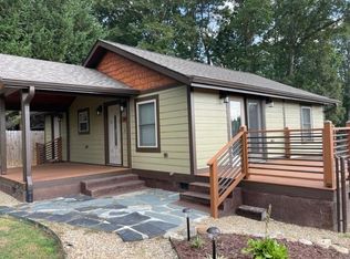 150 Oak Hill Rd, Candler, NC 28715