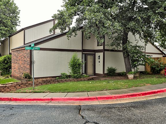 2nd image of 405 Sundance Ln